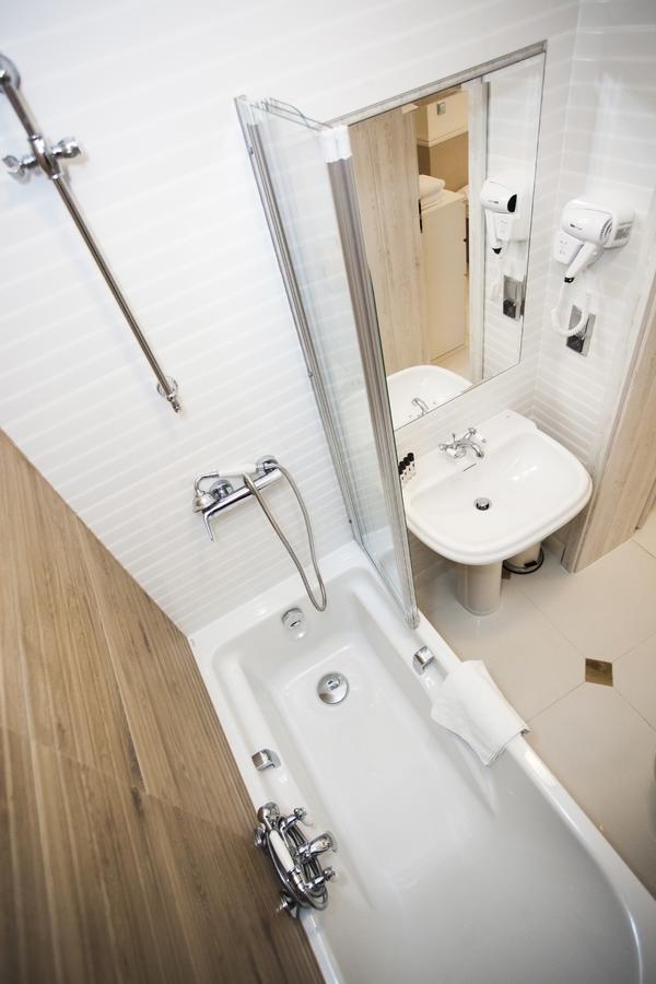 White Home Apartment بياليستوك المظهر الخارجي الصورة