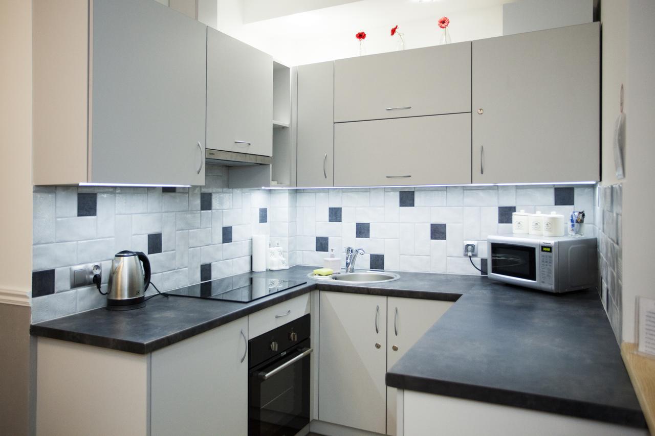 White Home Apartment بياليستوك المظهر الخارجي الصورة