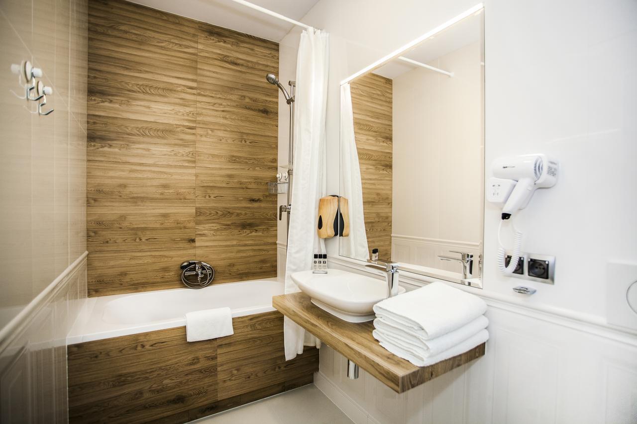 White Home Apartment بياليستوك المظهر الخارجي الصورة