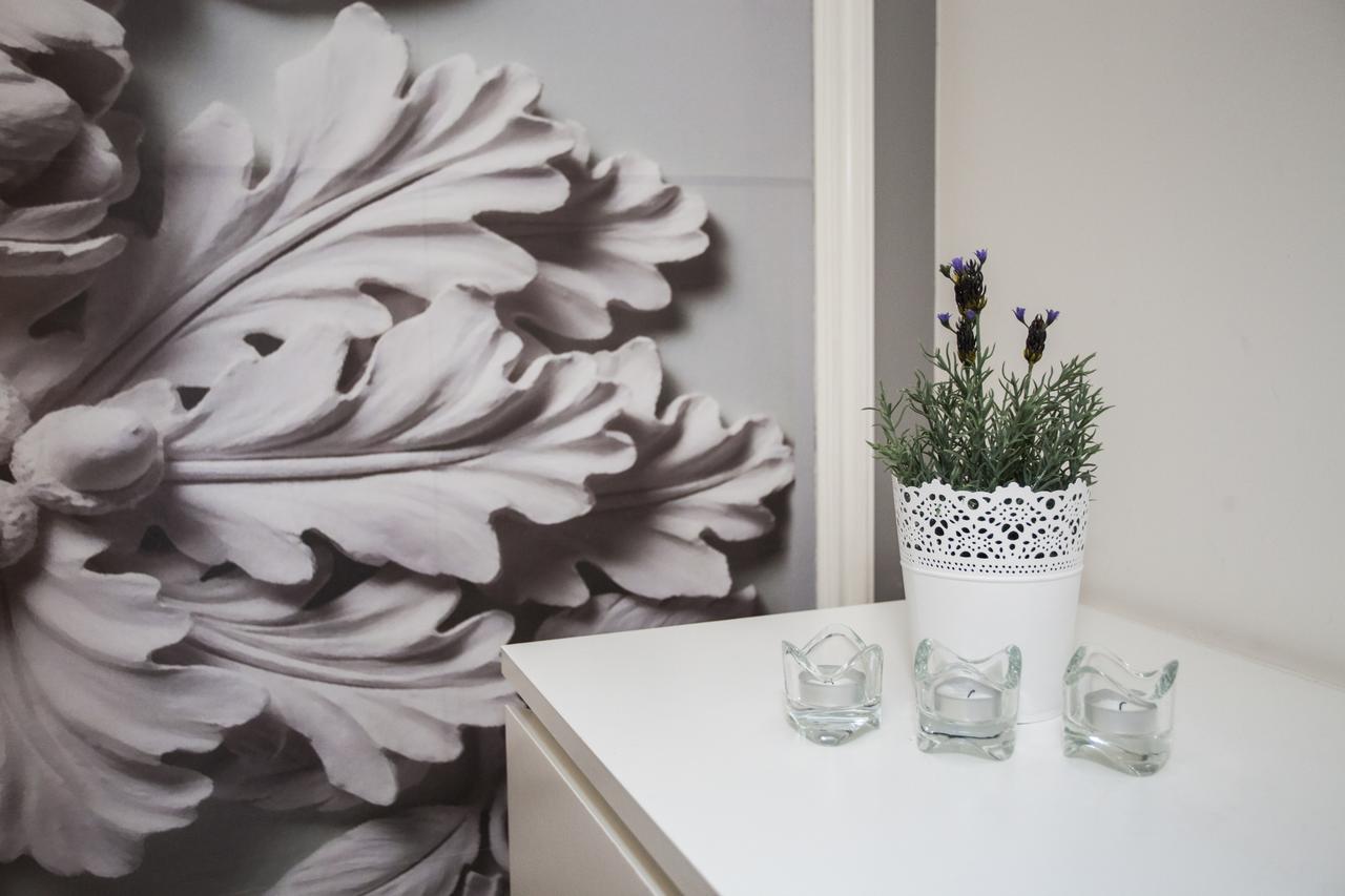 White Home Apartment بياليستوك المظهر الخارجي الصورة
