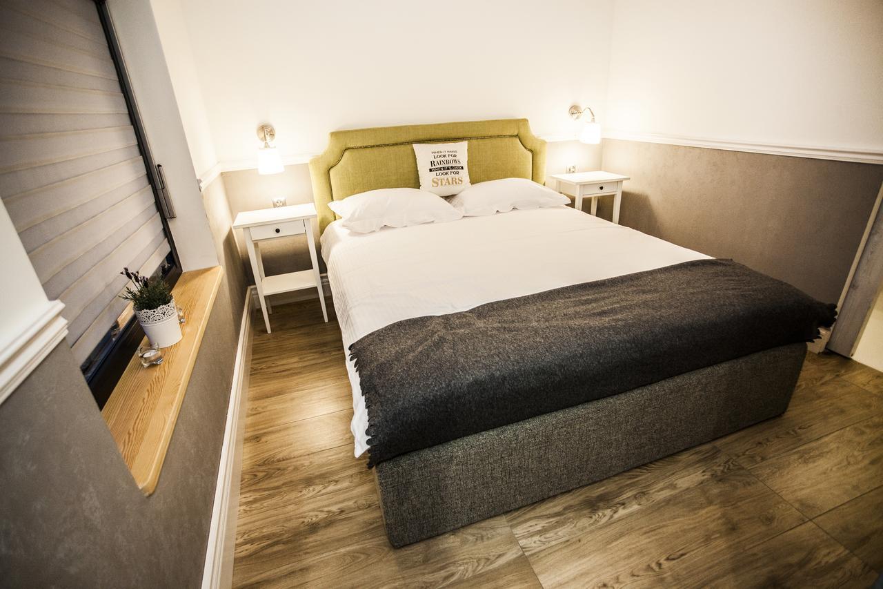 White Home Apartment بياليستوك المظهر الخارجي الصورة